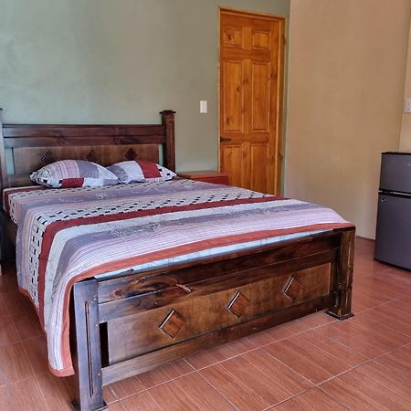 Hotel Gitana Corcovado, Y Tour Operador Drakes Bay Eksteriør bilde