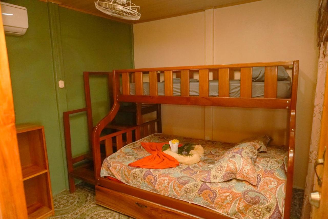 Hotel Gitana Corcovado, Y Tour Operador Drakes Bay Eksteriør bilde